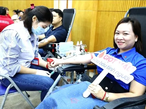 Hơn 1500 cán bộ, đoàn viên Khối Doanh nghiệp Trung ương hiến máu tình nguyện