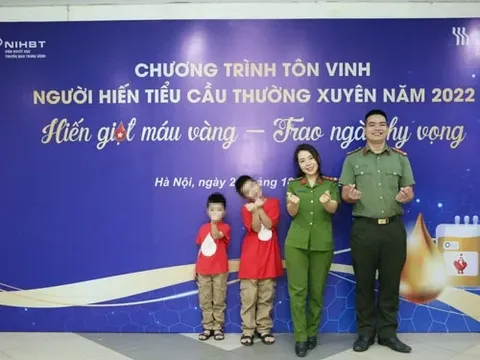 Đôi vợ chồng có trái tim hồng