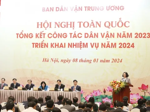 "Bố trí cán bộ làm công tác dân vận phải là người gương mẫu, toàn tâm toàn ý"