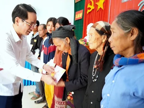 Miền Trung dành nhiều nguồn lực chăm lo đời sống cho người dân dịp Tết