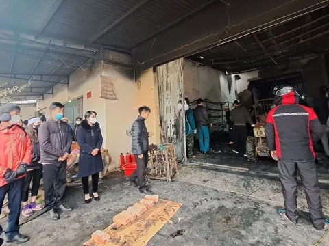 Cháy nhà trong đêm khiến ba mẹ con tử vong thương tâm