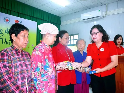 Hội Chữ thập đỏ tỉnh Bạc Liêu: Mang “Tết nhân ái” đến với người nghèo