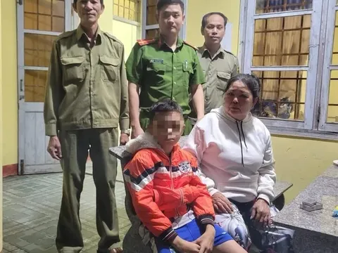 Nhớ mẹ cậu bé 10 tuổi một mình đạp xe từ Phú Yên vào Bình Dương