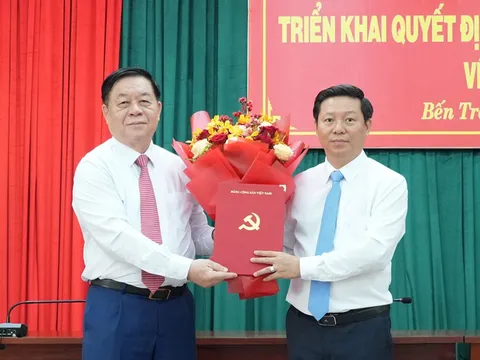 Điều động, chỉ định Phó Trưởng Ban Tuyên giáo Trung ương giữ chức Phó Bí thư Tỉnh ủy Bến Tre