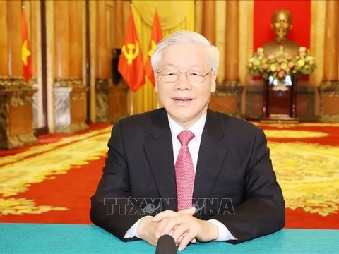 Quy định của Bộ Chính trị về chuẩn mực đạo đức cách mạng của cán bộ, đảng viên trong giai đoạn mới