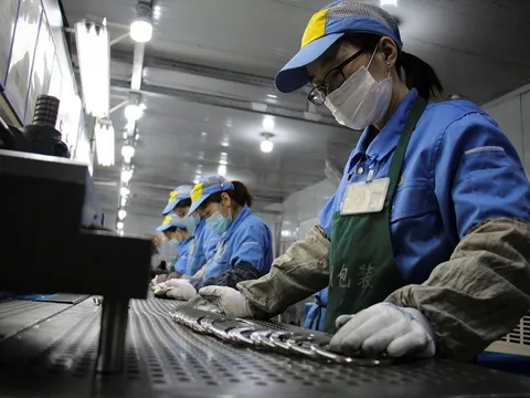 Tăng lương tối thiểu vùng cho người lao động từ 1/7/2022