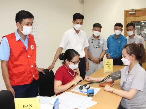 Quảng Yên hưởng ứng Chiến dịch “Những giọt máu hồng” hè năm 2022