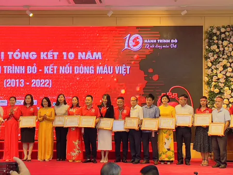 Hành trình Đỏ: Hành trình 10 năm nối dài sự sống