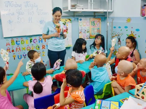 Lớp học của những bệnh nhi ung thư