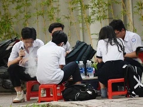 Siết chặt việc việc sử dụng thuốc lá thế hệ mới trong trường học