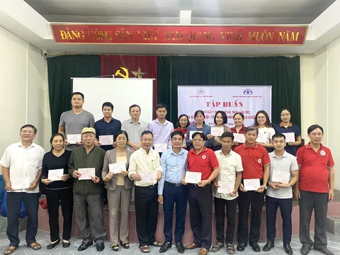 Ninh Bình: Tập huấn kỹ năng sơ cấp cứu - cứu đuối nước cho cán bộ, hội viên, tình nguyện viên Chữ thập đỏ