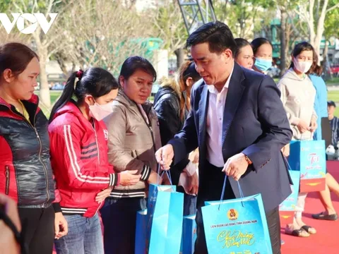 Không để người lao động bị mất việc không có Tết