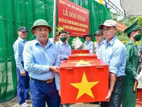 Thanh Hoá: Đón nhận 16 hài cốt liệt sỹ hy sinh tại Lào về nước