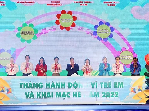 “Chung tay chăm sóc, giáo dục và bảo vệ trẻ em”