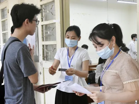 Hà Nội: Khi nào không được phép tiếp nhận học sinh trái tuyến?