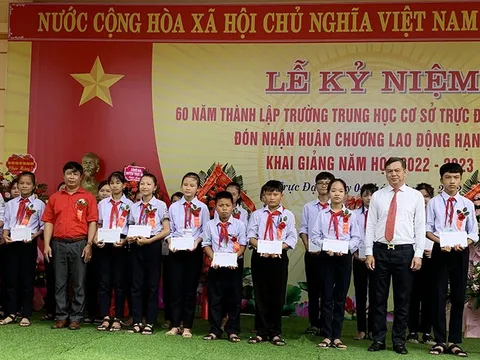 Hội Chữ thập đỏ tỉnh Nam Định: Cùng em đến trường