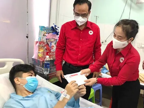 Hội Chữ thập đỏ tỉnh Bình Dương: Chia sẻ, hỗ trợ các nạn nhân trong vụ cháy cơ sở karaoke An Phú 