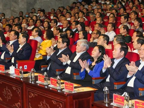 Cả nước chung tay vì người nghèo