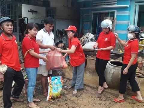 Đà Nẵng hỗ trợ khẩn cấp cho người dân sau mưa ngập