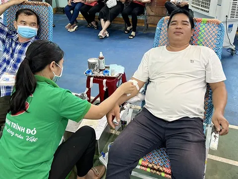 Anh Dương Xuân Hiệp - 47 lần hiến máu cứu người