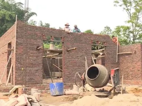 Tuyên Quang: Phấn đấu hết năm 2025 sẽ xóa 100% nhà ở tạm, dột nát cho hộ nghèo