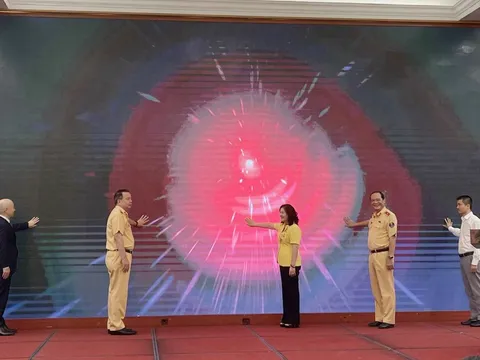Phát động chương trình Sáng kiến An toàn Giao thông Việt Nam năm 2022