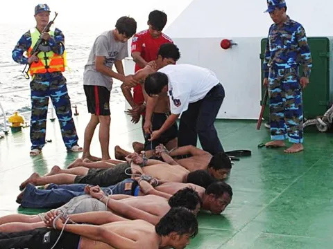Luật Cảnh sát biển Việt Nam quy định về đấu tranh chống cướp biển và cướp có vũ trang trên biển