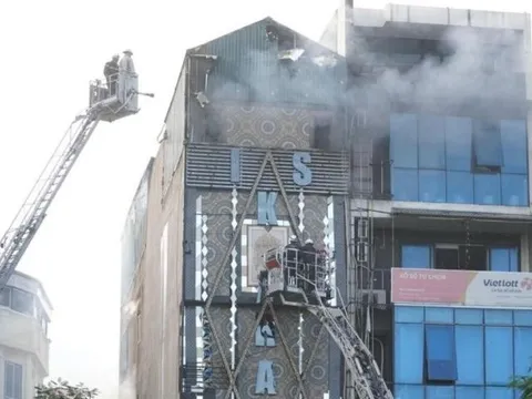 Hà Nội: Nhiều quán karaoke không đủ điều kiện nhưng vẫn hoạt động lén lút