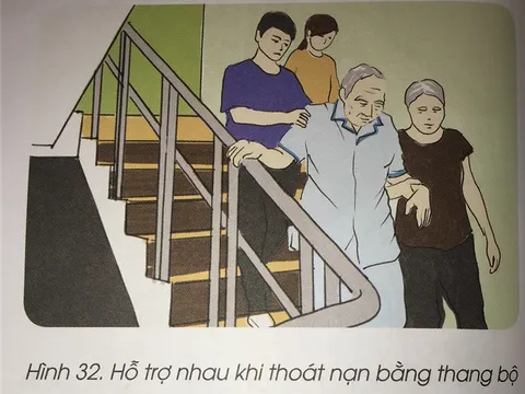 Bộ Công an hướng dẫn cách thoát nạn khi xảy ra cháy, ai cũng cần biết