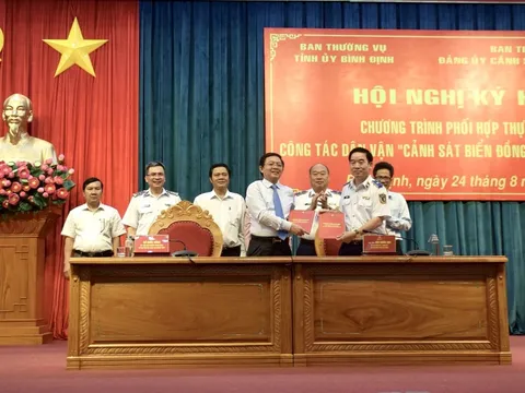 Xây dựng “thế trận lòng dân” vững chắc, bảo vệ chủ quyền biển đảo