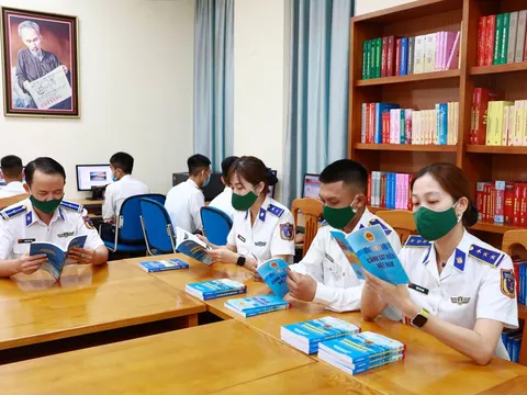 Cảnh sát biển Việt Nam có được huy động người, tàu thuyền và phương tiện, thiết bị kỹ thuật dân sự không?