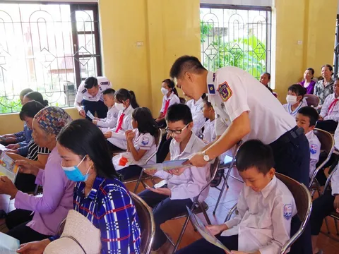 Nghị định định số 61/2019/NĐ-CP ngày 10/7/2019 quy định chi tiết và hướng dẫn thi hành Luật Cảnh sát biển Việt Nam có hiệu lực thi hành thì các Nghị định nào sẽ hết hiệu lực?