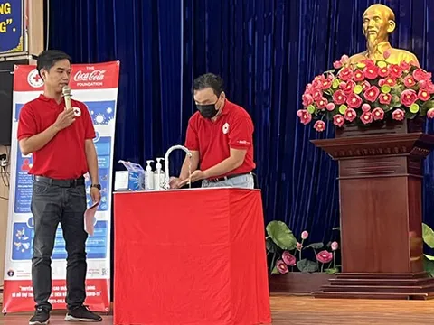 Nâng cao nhận thức cộng đồng về tiêm vắc-xin phòng Covid-19 trên địa bàn Quận 8