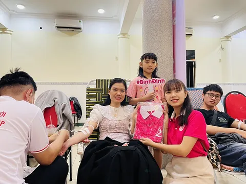 Bình Định: Lễ hội Xuân hồng 2023 tiếp nhận 246 đơn vị máu