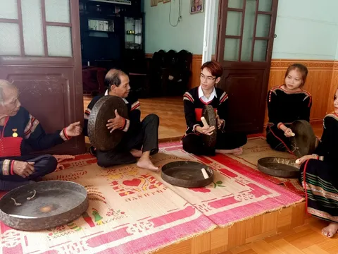 Đắk Lắk đưa văn hóa cồng chiêng vào giảng đường đại học