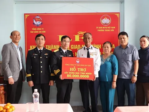 Bàn giao 7 nhà tình nghĩa tại Thanh Hóa và Nghệ An