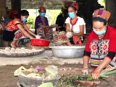 Nghệ An: Những mô hình sinh kế "đuổi cái nghèo" cho nhiều phụ nữ DTTS