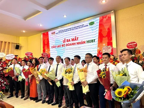 Ra mắt Câu lạc bộ Doanh nhân HUBT: Kết nối doanh nhân và sinh viên