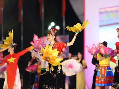 Tự hào "Xòe Thái" là di sản văn hóa phi vật thể đại diện của nhân loại