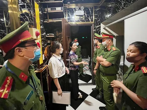 Hà Nội: Yêu cầu "xóa sổ" 40 phòng karaoke chưa cấp phép