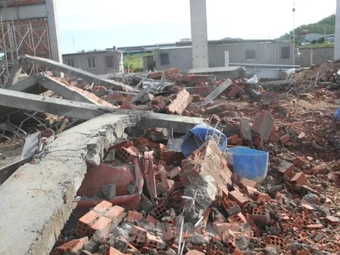 Vụ sập tường khiến 5 người tử vong  ở Bình Định: Người cấp phép xây dựng làm tổ trưởng điều tra?
