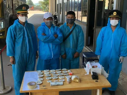 Chân dung kẻ cầm đầu đường dây vận chuyển 1,7 kg vàng và 10.000 USD qua biên giới