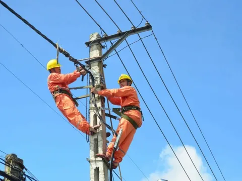 Bộ Công Thương đề xuất tăng giá điện khi bán lẻ bình quân tăng từ 1%