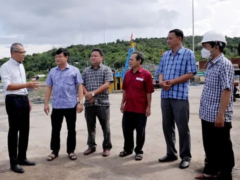 Bí thư Tỉnh ủy Phú Yên kiểm tra công tác ứng phó bão Noru tại vùng nuôi tôm hùm lớn nhất nước