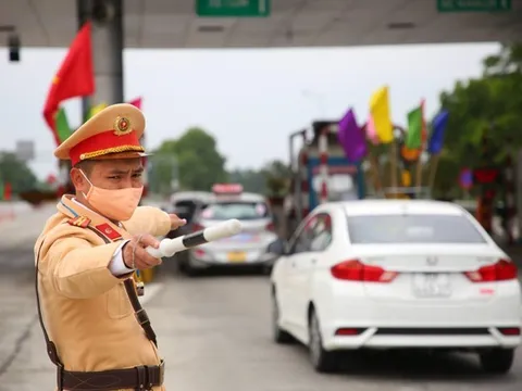 Cục CSGT khuyến cáo tài xế không đi vào cao tốc Đà Nẵng - Quảng Ngãi khi bão Noru đổ bộ