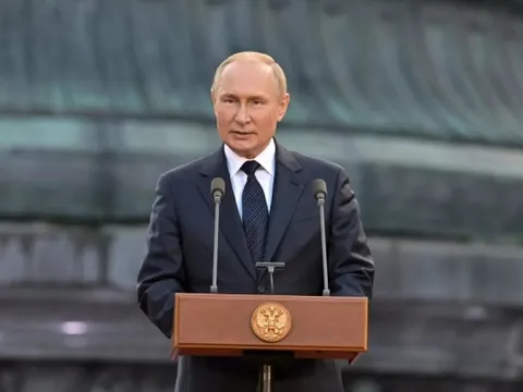 Tổng thống Nga ký sắc lệnh công nhận độc lập các khu vực Kherson và Zaporozhie