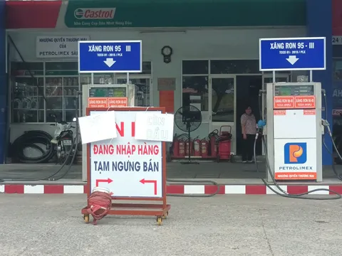 Bộ trưởng Công Thương trực tiếp kiểm tra dự trữ xăng dầu tại TP.HCM