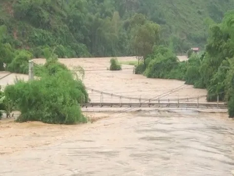 Lũ trên sông Kôn đang lên, đề phòng lũ quét, sạt lở đất và ngập lụt