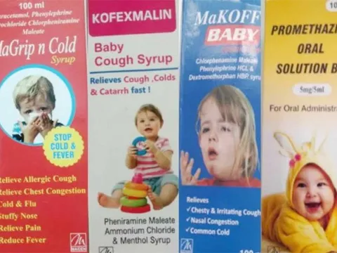 Số trẻ tử vong liên quan siro ho tiếp tục tăng, Ấn Độ ngừng sản xuất thuốc