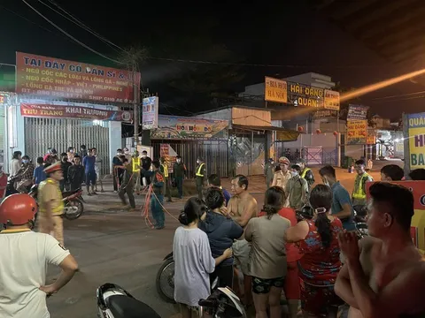 Án mạng kinh hoàng ở Bình Dương, 2 người tử vong tại chỗ
